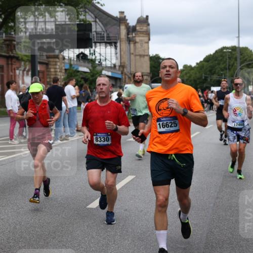29.06.2025 - hella hamburg halbmarathon Yannick Fuchs http://msf.ph/oto/8305120 29.06.2025 10:50:13 20KM 1130, 1877, 2083, 2378, 2982, 3042, 3048, 4152, 4594, 4813, 5287, 5465, 5570, 5721, 5744, 6759, 7037, 7547, 7646, 8311, 8330, 8863, 8968, 8996, 9246, 9622, 9903, 10084, 10093, 10665, 11143, 11309, 11554, 11638, 11870, 12515, 12858, 13691, 14363, 14461, 14588, 14867, 15134, 15407, 16008, 16009, 16043, 16121, 16434, 16620, 16625, 16679, 17268, 17468, 17660, 17993, 18117, 18125, 18531, 18634, 18867, 18966 meine-sportfotos.de