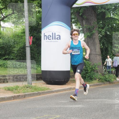 29.06.2025 - hella hamburg halbmarathon KatJ http://msf.ph/oto/8305196 29.06.2025 10:14:25 Zwischen KM18-KM19 5301 meine-sportfotos.de