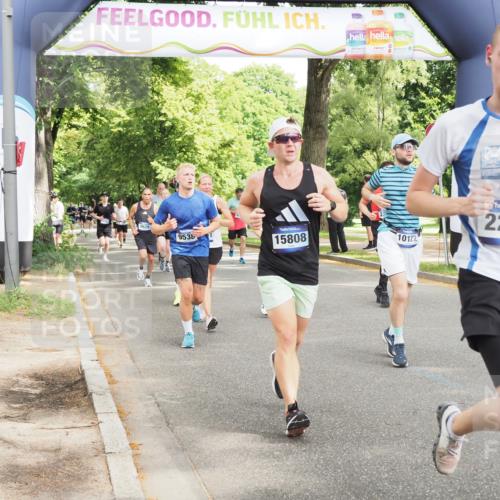 29.06.2025 - hella hamburg halbmarathon MichiJ http://msf.ph/oto/8305275 29.06.2025 10:35:17 Zwischen KM18-KM19 2284, 3213, 6630, 9262, 9497, 9538, 10122, 11518, 14730, 15808, 17451, 18104 meine-sportfotos.de