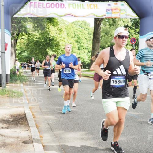 29.06.2025 - hella hamburg halbmarathon MichiJ http://msf.ph/oto/8305324 29.06.2025 10:35:17 Zwischen KM18-KM19 2284, 3213, 6630, 9262, 9497, 9538, 10122, 11518, 14730, 15808, 17451, 18104 meine-sportfotos.de