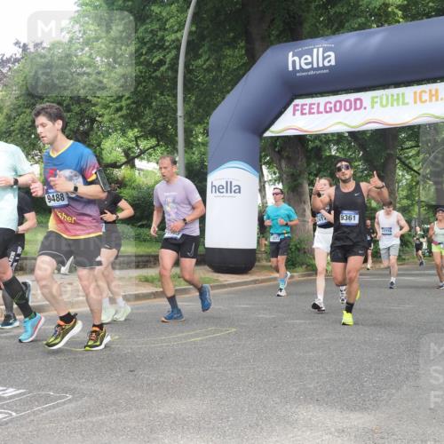 29.06.2025 - hella hamburg halbmarathon KatJ http://msf.ph/oto/8305368 29.06.2025 10:43:53 Zwischen KM18-KM19 1563, 2417, 2676, 3836, 4940, 5033, 6416, 8542 meine-sportfotos.de