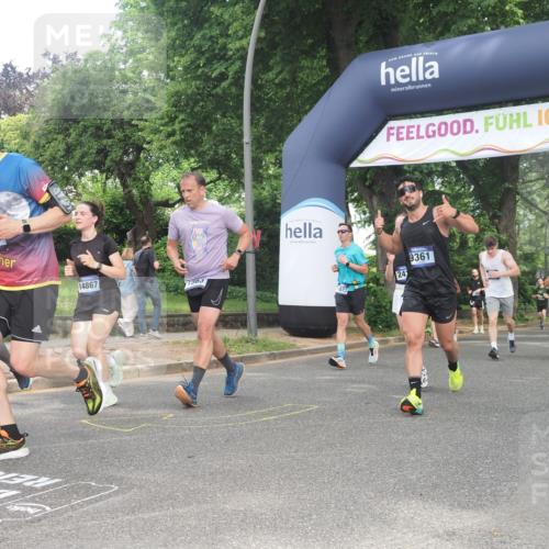 29.06.2025 - hella hamburg halbmarathon KatJ http://msf.ph/oto/8305412 29.06.2025 10:43:53 Zwischen KM18-KM19 1563, 2417, 2676, 3836, 4940, 5033, 6416, 8542 meine-sportfotos.de