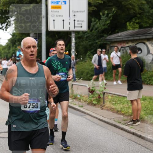29.06.2025 - hella hamburg halbmarathon Yannick Fuchs http://msf.ph/oto/8305441 29.06.2025 10:50:14 20KM 1130, 1877, 2083, 2378, 3042, 3048, 4152, 4594, 4813, 5287, 5465, 5570, 5721, 5744, 6759, 7037, 7547, 7646, 8311, 8330, 8863, 8968, 8996, 9246, 9622, 9884, 9903, 10084, 10093, 10665, 11143, 11554, 11638, 11870, 12515, 12858, 13691, 14363, 14461, 14588, 14867, 15134, 15407, 16008, 16009, 16043, 16121, 16434, 16620, 16625, 16679, 17268, 17468, 17660, 17993, 18117, 18531, 18634, 18867, 18966 meine-sportfotos.de