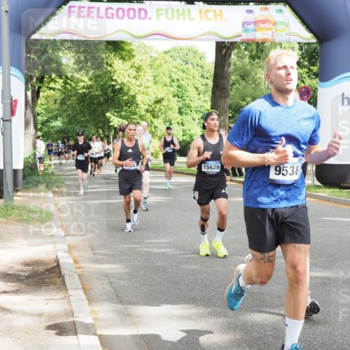 29.06.2025 - hella hamburg halbmarathon MichiJ http://msf.ph/oto/8305448 29.06.2025 10:35:19 Zwischen KM18-KM19 2284, 3213, 4093, 6630, 6716, 9262, 9497, 9538, 9626, 10122, 10988, 11518, 15333, 15629, 15808, 17451, 18104 meine-sportfotos.de