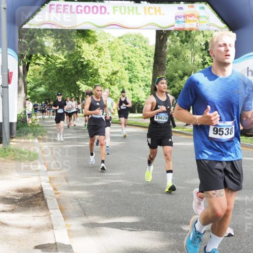 29.06.2025 - hella hamburg halbmarathon MichiJ http://msf.ph/oto/8305466 29.06.2025 10:35:19 Zwischen KM18-KM19 2284, 3213, 4093, 6630, 6716, 9262, 9497, 9538, 9626, 10122, 10988, 11518, 15333, 15629, 15808, 17451, 18104 meine-sportfotos.de