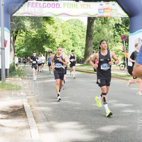 29.06.2025 - hella hamburg halbmarathon MichiJ http://msf.ph/oto/8305509 29.06.2025 10:35:19 Zwischen KM18-KM19 2284, 3213, 4093, 6630, 6716, 9262, 9497, 9538, 9626, 10122, 10988, 11518, 15333, 15629, 15808, 17451, 18104 meine-sportfotos.de