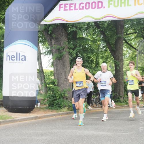 29.06.2025 - hella hamburg halbmarathon KatJ http://msf.ph/oto/8305532 29.06.2025 10:14:29 Zwischen KM18-KM19  meine-sportfotos.de