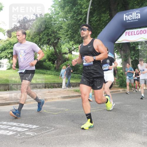 29.06.2025 - hella hamburg halbmarathon KatJ http://msf.ph/oto/8305594 29.06.2025 10:43:54 Zwischen KM18-KM19 1563, 2417, 2676, 3836, 4940, 5033, 6416, 8542 meine-sportfotos.de