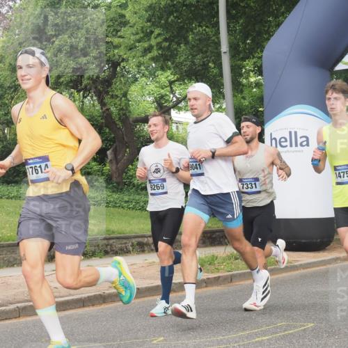 29.06.2025 - hella hamburg halbmarathon KatJ http://msf.ph/oto/8305927 29.06.2025 10:14:31 Zwischen KM18-KM19 7331 meine-sportfotos.de