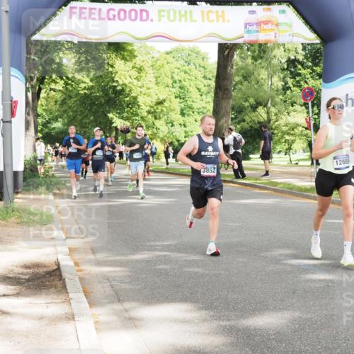 29.06.2025 - hella hamburg halbmarathon MichiJ http://msf.ph/oto/8305964 29.06.2025 10:35:29 Zwischen KM18-KM19 1592, 3852, 8693, 12685, 14482, 15714 meine-sportfotos.de