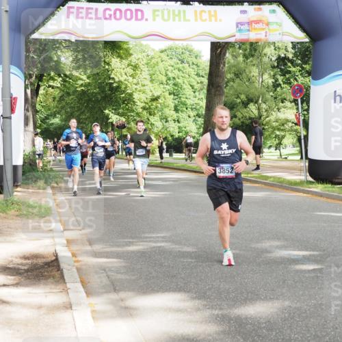 29.06.2025 - hella hamburg halbmarathon MichiJ http://msf.ph/oto/8306042 29.06.2025 10:35:30 Zwischen KM18-KM19 1592, 3852, 8693, 12685, 14482, 15714 meine-sportfotos.de