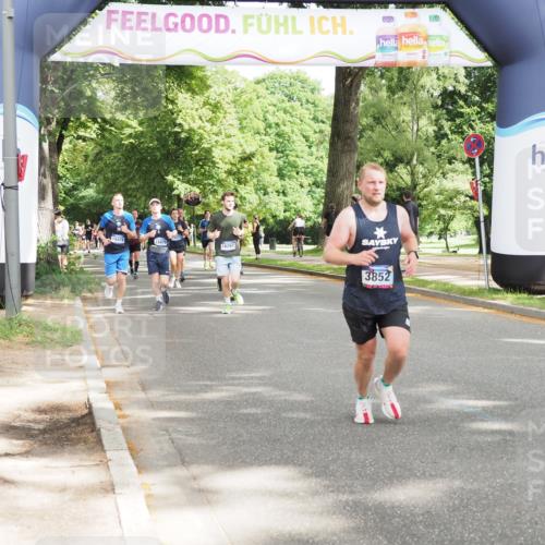 29.06.2025 - hella hamburg halbmarathon MichiJ http://msf.ph/oto/8306059 29.06.2025 10:35:30 Zwischen KM18-KM19 1592, 3852, 8693, 12685, 14482, 15714 meine-sportfotos.de