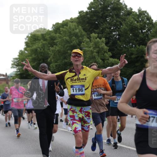 29.06.2025 - hella hamburg halbmarathon Jannik Wohlers http://msf.ph/oto/8306106 29.06.2025 10:37:49 Lombardsbrücke 1196, 1394, 1457, 1596, 1742, 1791, 1901, 1966, 2113, 2498, 2786, 3010, 3242, 3286, 3338, 3635, 3636, 3716, 4414, 4921, 5300, 5713, 6199, 6200, 6751, 6930, 7118, 7165, 7552, 7629, 7868, 7914, 8198, 8199, 8539, 8615, 8696, 8718, 9350, 9391, 10584, 11152, 11812, 12573, 12675, 12677, 12892, 12997, 13103, 13442, 13833, 14016, 14163, 14406, 15101, 15329, 15355, 15417, 15562, 15762, 16061, 16220, 16465, 16658, 16876, 16942, 17053, 18592, 18937 meine-sportfotos.de
