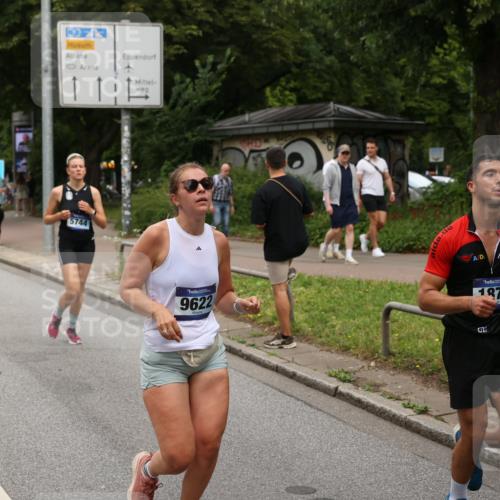 29.06.2025 - hella hamburg halbmarathon Yannick Fuchs http://msf.ph/oto/8306118 29.06.2025 10:50:18 20KM 1877, 2083, 2378, 2741, 3042, 4152, 4594, 4813, 5287, 5570, 5721, 5744, 6759, 7037, 7547, 7646, 8330, 8968, 8996, 9246, 9622, 9884, 9903, 10084, 10093, 10665, 11143, 11554, 11638, 11870, 12590, 12712, 12858, 13691, 14408, 14588, 14867, 15134, 15407, 16008, 16009, 16043, 16121, 16620, 16625, 16679, 17268, 17468, 17660, 17993, 18117, 18531, 18634, 18867, 18899, 18966 meine-sportfotos.de