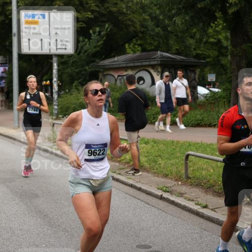 29.06.2025 - hella hamburg halbmarathon Yannick Fuchs http://msf.ph/oto/8306140 29.06.2025 10:50:18 20KM 1877, 2083, 2378, 2741, 3042, 4152, 4594, 4813, 5287, 5570, 5721, 5744, 6759, 7037, 7547, 7646, 8330, 8968, 8996, 9246, 9622, 9884, 9903, 10084, 10093, 10665, 11143, 11554, 11638, 11870, 12590, 12712, 12858, 13691, 14408, 14588, 14867, 15134, 15407, 16008, 16009, 16043, 16121, 16620, 16625, 16679, 17268, 17468, 17660, 17993, 18117, 18531, 18634, 18867, 18899, 18966 meine-sportfotos.de