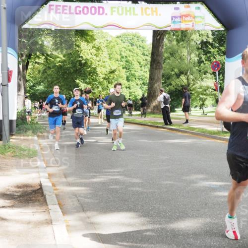 29.06.2025 - hella hamburg halbmarathon MichiJ http://msf.ph/oto/8306142 29.06.2025 10:35:30 Zwischen KM18-KM19 1592, 3852, 8693, 12685, 14482, 15714 meine-sportfotos.de