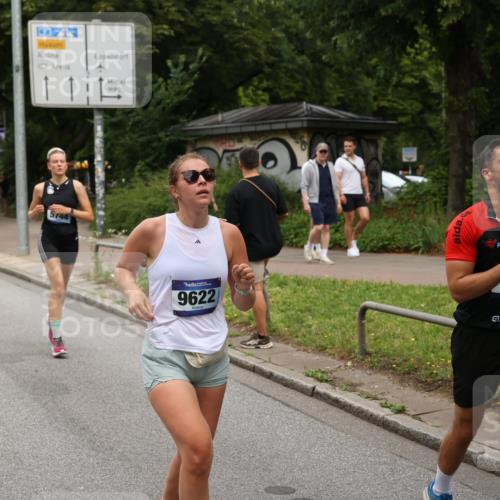 29.06.2025 - hella hamburg halbmarathon Yannick Fuchs http://msf.ph/oto/8306157 29.06.2025 10:50:18 20KM 1877, 2083, 2378, 2741, 3042, 4152, 4594, 4813, 5287, 5570, 5721, 5744, 6759, 7037, 7547, 7646, 8330, 8968, 8996, 9246, 9622, 9884, 9903, 10084, 10093, 10665, 11143, 11554, 11638, 11870, 12590, 12712, 12858, 13691, 14408, 14588, 14867, 15134, 15407, 16008, 16009, 16043, 16121, 16620, 16625, 16679, 17268, 17468, 17660, 17993, 18117, 18531, 18634, 18867, 18899, 18966 meine-sportfotos.de