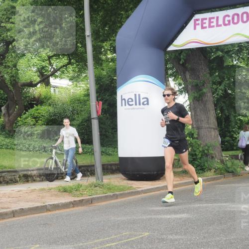 29.06.2025 - hella hamburg halbmarathon KatJ http://msf.ph/oto/8306233 29.06.2025 10:14:33 Zwischen KM18-KM19 7331 meine-sportfotos.de