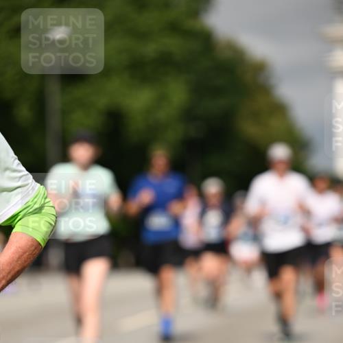 29.06.2025 - hella hamburg halbmarathon Dr. Thomas Lammeyer http://msf.ph/oto/8306295 29.06.2025 10:16:41 Kennedybrücke 1020, 1051, 2531, 2942, 3360, 3363, 4532, 5150, 6489, 7014, 7873, 7907, 8398, 8405, 8917, 9705, 10067, 10402, 10409, 11025 meine-sportfotos.de