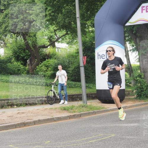 29.06.2025 - hella hamburg halbmarathon KatJ http://msf.ph/oto/8306304 29.06.2025 10:14:33 Zwischen KM18-KM19 7331 meine-sportfotos.de