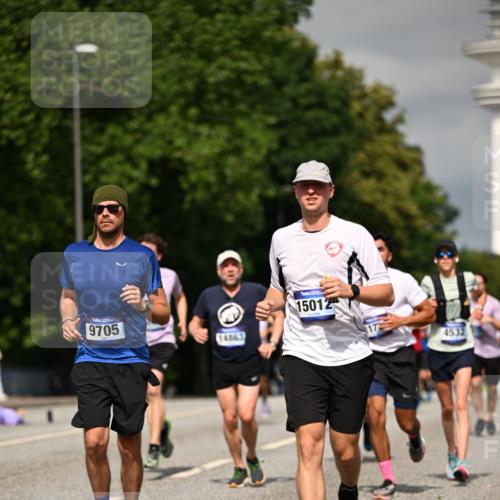29.06.2025 - hella hamburg halbmarathon Dr. Thomas Lammeyer http://msf.ph/oto/8306419 29.06.2025 10:16:43 Kennedybrücke 1020, 1051, 2531, 2942, 3360, 3363, 4187, 4532, 5150, 6489, 7014, 7873, 8398, 8405, 8917, 9705, 10067, 10402, 10409, 11025 meine-sportfotos.de