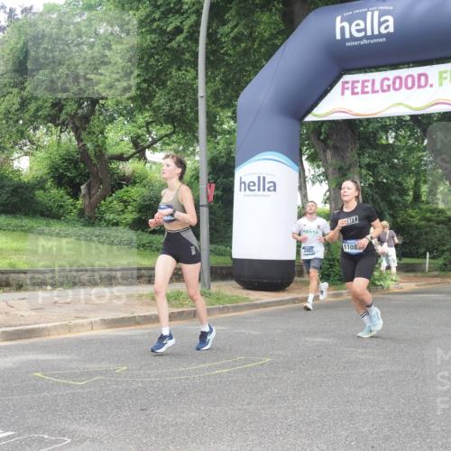 29.06.2025 - hella hamburg halbmarathon KatJ http://msf.ph/oto/8306470 29.06.2025 10:44:02 Zwischen KM18-KM19 2883, 4833, 4951, 5570, 6835 meine-sportfotos.de