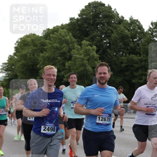 29.06.2025 - hella hamburg halbmarathon Jannik Wohlers http://msf.ph/oto/8306471 29.06.2025 10:37:57 Lombardsbrücke 1196, 1457, 1596, 1742, 1791, 1966, 2113, 2151, 2498, 3010, 3094, 3095, 3242, 3286, 3338, 3635, 3636, 3716, 3777, 3841, 4139, 4155, 4159, 4883, 5085, 5089, 5155, 5300, 5735, 6200, 6751, 6930, 7117, 7165, 7552, 7692, 7868, 7914, 8718, 9424, 9699, 10584, 11728, 11812, 12116, 12573, 12675, 12677, 13000, 13200, 13823, 13833, 14016, 14163, 14406, 15101, 15355, 15417, 15644, 16061, 16174, 16214, 16465, 16658, 16708, 16876, 16942, 17053, 17091, 18709 meine-sportfotos.de