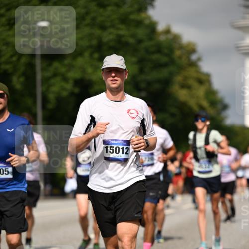 29.06.2025 - hella hamburg halbmarathon Dr. Thomas Lammeyer http://msf.ph/oto/8306534 29.06.2025 10:16:44 Kennedybrücke 1020, 1051, 2531, 2942, 3360, 3363, 4187, 4532, 5150, 6489, 7014, 7873, 8398, 8405, 8917, 9705, 10067, 10402, 10409, 11025 meine-sportfotos.de