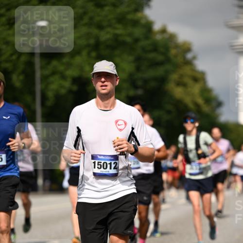 29.06.2025 - hella hamburg halbmarathon Dr. Thomas Lammeyer http://msf.ph/oto/8306552 29.06.2025 10:16:44 Kennedybrücke 1020, 1051, 2531, 2942, 3360, 3363, 4187, 4532, 5150, 6489, 7014, 7873, 8398, 8405, 8917, 9705, 10067, 10402, 10409, 11025 meine-sportfotos.de