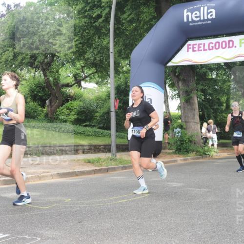 29.06.2025 - hella hamburg halbmarathon KatJ http://msf.ph/oto/8306588 29.06.2025 10:44:02 Zwischen KM18-KM19 2883, 4833, 4951, 5570, 6835 meine-sportfotos.de