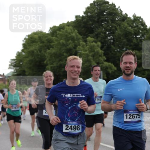 29.06.2025 - hella hamburg halbmarathon Jannik Wohlers http://msf.ph/oto/8306595 29.06.2025 10:37:57 Lombardsbrücke 1196, 1457, 1596, 1742, 1791, 1966, 2113, 2151, 2498, 3010, 3094, 3095, 3242, 3286, 3338, 3635, 3636, 3716, 3777, 3841, 4139, 4155, 4159, 4883, 5085, 5089, 5155, 5300, 5735, 6200, 6751, 6930, 7117, 7165, 7552, 7692, 7868, 7914, 8718, 9424, 9699, 10584, 11728, 11812, 12116, 12573, 12675, 12677, 13000, 13200, 13823, 13833, 14016, 14163, 14406, 15101, 15355, 15417, 15644, 16061, 16174, 16214, 16465, 16658, 16708, 16876, 16942, 17053, 17091, 18709 meine-sportfotos.de