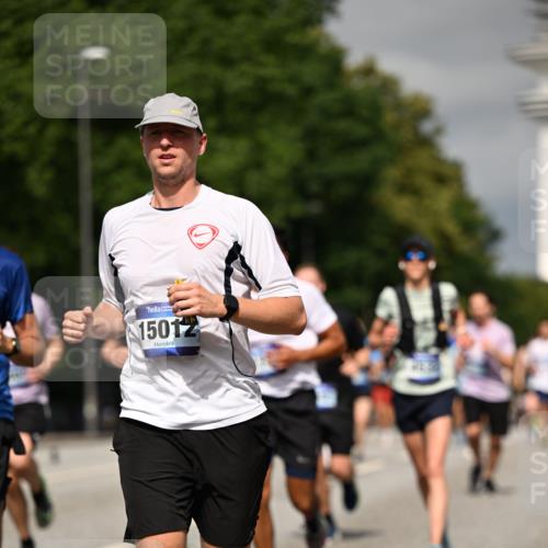 29.06.2025 - hella hamburg halbmarathon Dr. Thomas Lammeyer http://msf.ph/oto/8306603 29.06.2025 10:16:44 Kennedybrücke 1020, 1051, 2531, 2942, 3360, 3363, 4187, 4532, 5150, 6489, 7014, 7873, 8398, 8405, 8917, 9705, 10067, 10402, 10409, 11025 meine-sportfotos.de