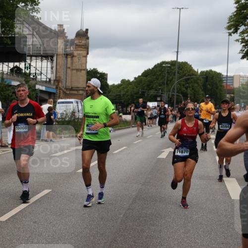 29.06.2025 - hella hamburg halbmarathon Yannick Fuchs http://msf.ph/oto/8306620 29.06.2025 10:50:20 20KM 1583, 1877, 2083, 2378, 2741, 4152, 4594, 4813, 5418, 5570, 5721, 5744, 6759, 7037, 7547, 7646, 8330, 8968, 8996, 9246, 9622, 9884, 9903, 10084, 10093, 10665, 11143, 11554, 11870, 12348, 12590, 12712, 12858, 13691, 14408, 14588, 14867, 15134, 15407, 16008, 16009, 16043, 16121, 16620, 16625, 16679, 17268, 17468, 17660, 17993, 18117, 18531, 18867, 18899, 18966, 19091 meine-sportfotos.de