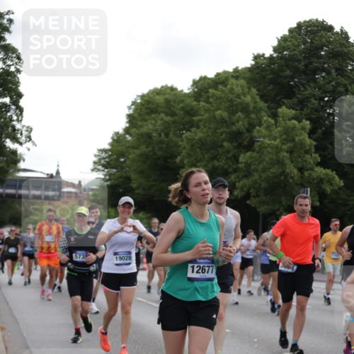 29.06.2025 - hella hamburg halbmarathon Jannik Wohlers http://msf.ph/oto/8306756 29.06.2025 10:37:59 Lombardsbrücke 1196, 1457, 1596, 1721, 1742, 1791, 1966, 2113, 2151, 2498, 3010, 3094, 3095, 3242, 3286, 3338, 3635, 3636, 3716, 3777, 3841, 4139, 4155, 4159, 4883, 5085, 5089, 5155, 5300, 5617, 5684, 5735, 6200, 6751, 6930, 7117, 7371, 7561, 7692, 7868, 7914, 8635, 8718, 9424, 9699, 10584, 11728, 11812, 12116, 12675, 12677, 13000, 13200, 13823, 13833, 14016, 14096, 14406, 15101, 15417, 15644, 16061, 16174, 16214, 16465, 16708, 16942, 17091, 17478, 18709 meine-sportfotos.de