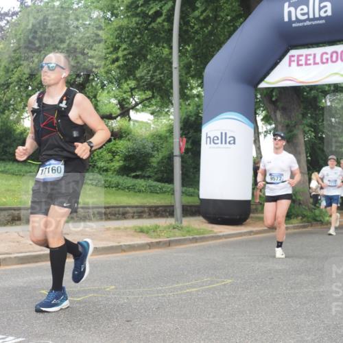 29.06.2025 - hella hamburg halbmarathon KatJ http://msf.ph/oto/8306773 29.06.2025 10:44:04 Zwischen KM18-KM19 1719, 2883, 4833, 4951, 6835 meine-sportfotos.de