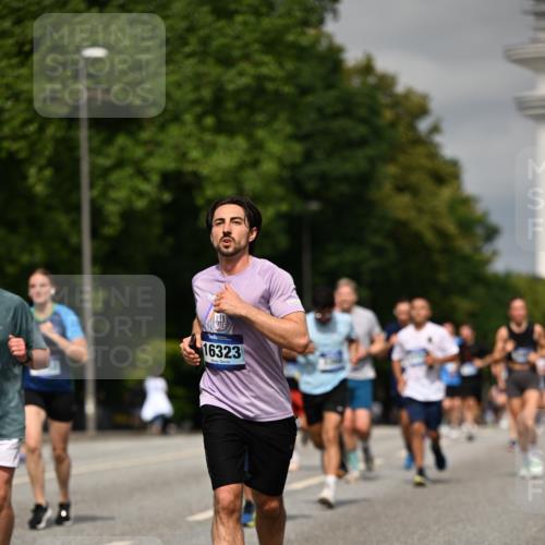 29.06.2025 - hella hamburg halbmarathon Dr. Thomas Lammeyer http://msf.ph/oto/8306895 29.06.2025 10:16:49 Kennedybrücke 1020, 1051, 2531, 2942, 3360, 4187, 4532, 6489, 7014, 7873, 8398, 8405, 9705, 10409, 11025 meine-sportfotos.de