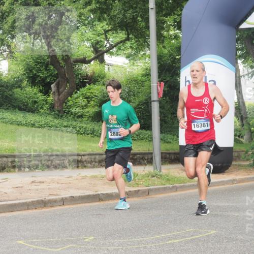 29.06.2025 - hella hamburg halbmarathon KatJ http://msf.ph/oto/8306917 29.06.2025 10:14:40 Zwischen KM18-KM19 2892, 7142, 7855 meine-sportfotos.de