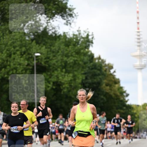 29.06.2025 - hella hamburg halbmarathon Dr. Thomas Lammeyer http://msf.ph/oto/8307015 29.06.2025 10:38:12 Kennedybrücke 1189, 1275, 1764, 1787, 2038, 2276, 2464, 2496, 2933, 3264, 3340, 3345, 3848, 4445, 4824, 4826, 5096, 5141, 5557, 5566, 5569, 5691, 5821, 5822, 5887, 6109, 6364, 6515, 6516, 6574, 6956, 7027, 7324, 7329, 7565, 7633, 7653, 7982, 8157, 8277, 8282, 8349, 8375, 8377, 8383, 8401, 9094, 9875, 10007, 10048, 10071, 10561, 10564, 11229, 11237, 11338, 11432 meine-sportfotos.de