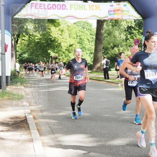 29.06.2025 - hella hamburg halbmarathon MichiJ http://msf.ph/oto/8307029 29.06.2025 10:35:35 Zwischen KM18-KM19 2864, 3852, 5362, 6168, 12870, 15350, 15478, 15479, 15573, 18297, 18922 meine-sportfotos.de