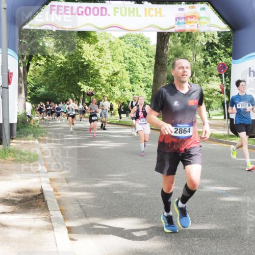29.06.2025 - hella hamburg halbmarathon MichiJ http://msf.ph/oto/8307150 29.06.2025 10:35:36 Zwischen KM18-KM19 2864, 3852, 5362, 6168, 12870, 15350, 15478, 15479, 15573, 18297, 18922 meine-sportfotos.de