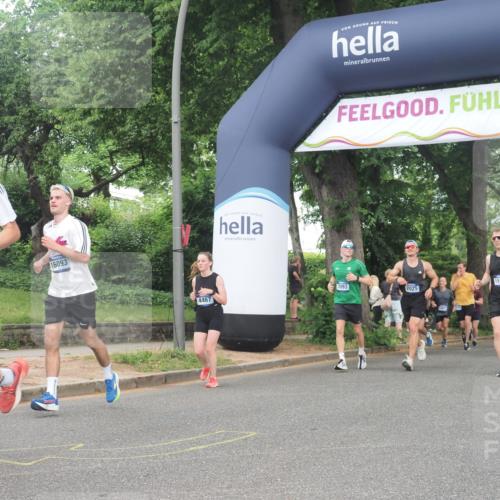 29.06.2025 - hella hamburg halbmarathon KatJ http://msf.ph/oto/8307305 29.06.2025 10:44:08 Zwischen KM18-KM19 1715, 1719, 2025, 2883, 3093, 4467 meine-sportfotos.de