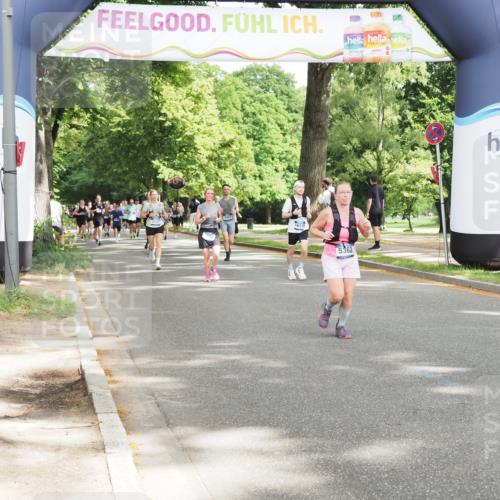 29.06.2025 - hella hamburg halbmarathon MichiJ http://msf.ph/oto/8307335 29.06.2025 10:35:37 Zwischen KM18-KM19 2864, 3852, 5362, 6168, 12870, 15350, 15478, 15479, 15573, 18297, 18922 meine-sportfotos.de