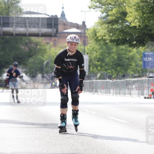 29.06.2025 - hella hamburg halbmarathon Jannik Wohlers http://msf.ph/oto/8307436 29.06.2025 08:57:49 Lombardsbrücke  meine-sportfotos.de
