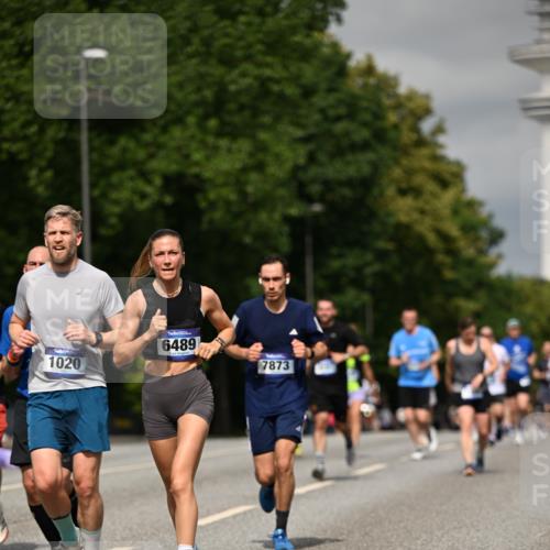 29.06.2025 - hella hamburg halbmarathon Dr. Thomas Lammeyer http://msf.ph/oto/8307680 29.06.2025 10:16:54 Kennedybrücke 1020, 1051, 1328, 2531, 2942, 3360, 4187, 4532, 4554, 5597, 5598, 6489, 7873, 8115, 8398, 8405, 9527, 9705, 10409, 10581 meine-sportfotos.de