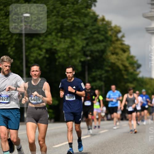 29.06.2025 - hella hamburg halbmarathon Dr. Thomas Lammeyer http://msf.ph/oto/8307709 29.06.2025 10:16:54 Kennedybrücke 1020, 1051, 1328, 2531, 2942, 3360, 4187, 4532, 4554, 5597, 5598, 6489, 7873, 8115, 8398, 8405, 9527, 9705, 10409, 10581 meine-sportfotos.de