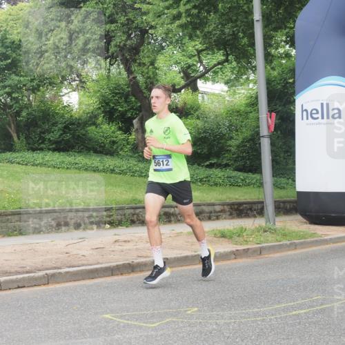 29.06.2025 - hella hamburg halbmarathon KatJ http://msf.ph/oto/8307742 29.06.2025 10:14:49 Zwischen KM18-KM19 5612 meine-sportfotos.de