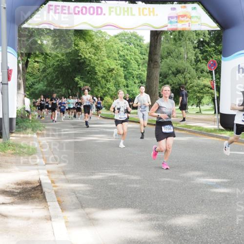 29.06.2025 - hella hamburg halbmarathon MichiJ http://msf.ph/oto/8307758 29.06.2025 10:35:39 Zwischen KM18-KM19 1696, 2864, 3747, 5362, 6168, 12870, 15350, 15478, 15479, 15573, 16175, 18297, 18922 meine-sportfotos.de