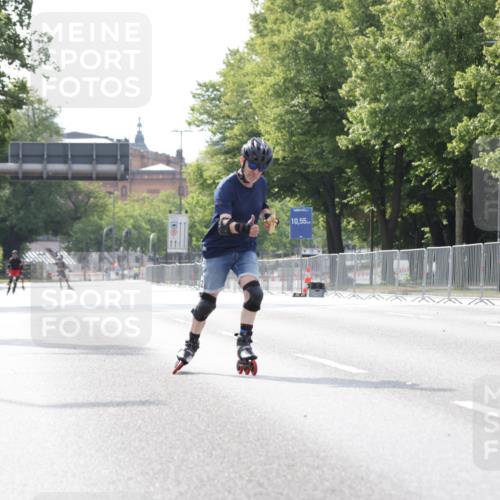 29.06.2025 - hella hamburg halbmarathon Jannik Wohlers http://msf.ph/oto/8307804 29.06.2025 08:57:55 Lombardsbrücke  meine-sportfotos.de