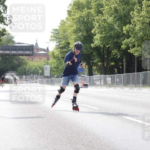 29.06.2025 - hella hamburg halbmarathon Jannik Wohlers http://msf.ph/oto/8307858 29.06.2025 08:57:55 Lombardsbrücke  meine-sportfotos.de