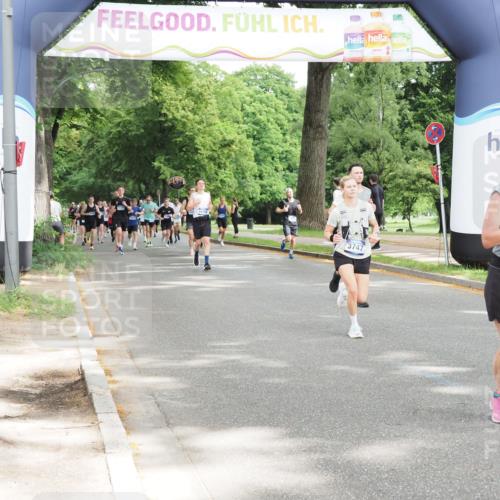 29.06.2025 - hella hamburg halbmarathon MichiJ http://msf.ph/oto/8307883 29.06.2025 10:35:40 Zwischen KM18-KM19 1696, 2864, 3747, 5362, 6168, 9482, 12870, 15350, 15478, 15573, 16175, 18297, 18922 meine-sportfotos.de